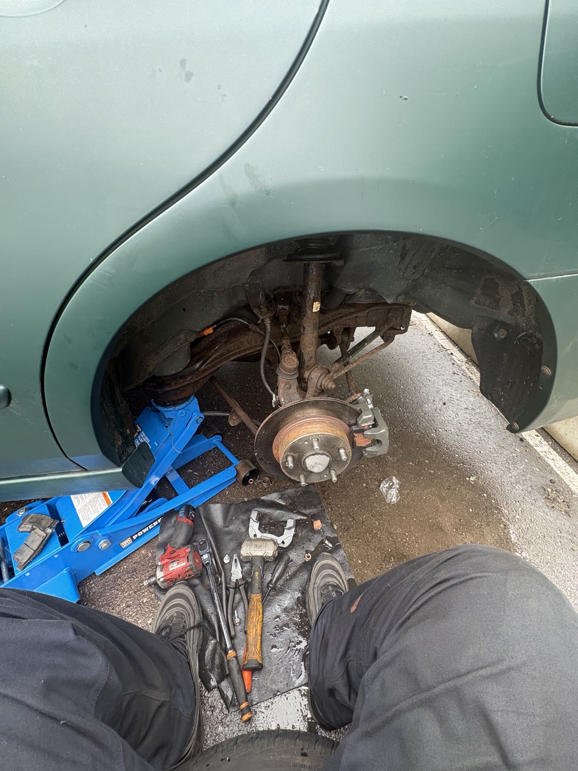 Mobile brake and suspension repair